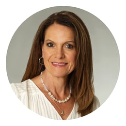 Donna Caissie-Headshot